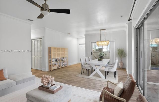 6582 Via Regina 6582, Boca Raton, FL 33433