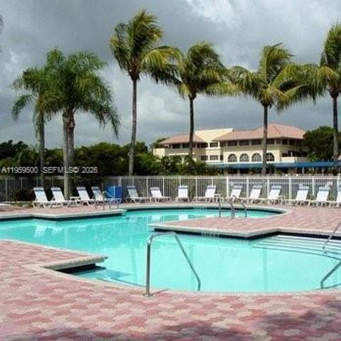 6582 Via Regina 6582, Boca Raton, FL 33433