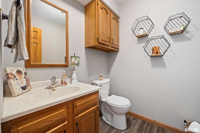 400 W MADISON Street, Tremont, IL 61568