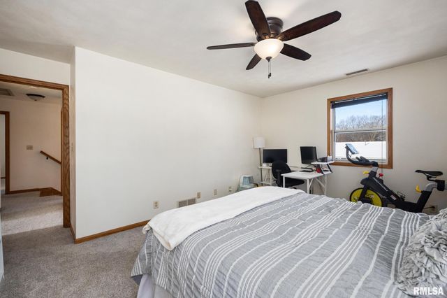 400 W MADISON Street, Tremont, IL 61568