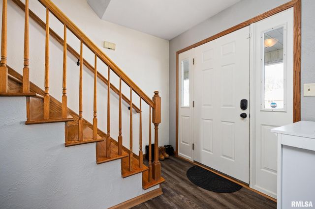 400 W MADISON Street, Tremont, IL 61568