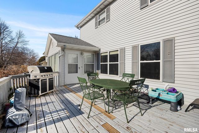 400 W MADISON Street, Tremont, IL 61568