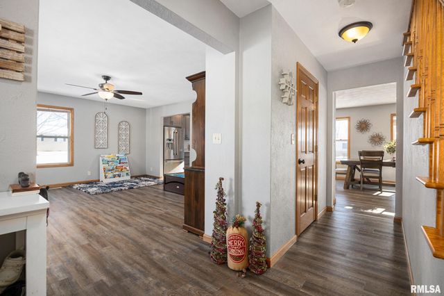 400 W MADISON Street, Tremont, IL 61568