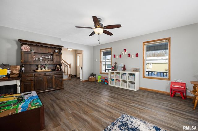 400 W MADISON Street, Tremont, IL 61568