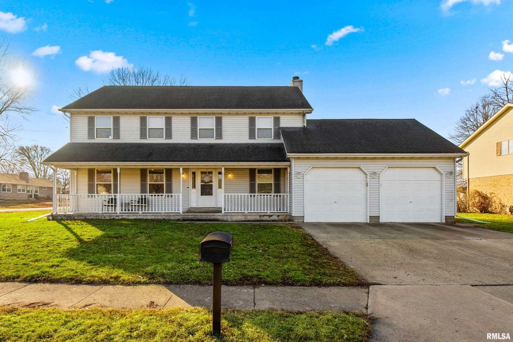 400 W MADISON Street, Tremont, IL 61568