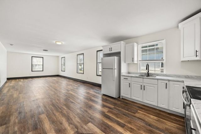 91 Peace Street, Providence, RI 02907