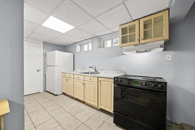 91 Peace Street, Providence, RI 02907