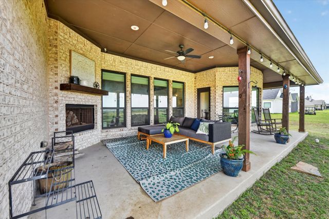 7014 Davidson Road, Sanger, TX 76266