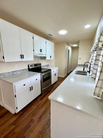 6803 Indian Lake, San Antonio, TX 78244