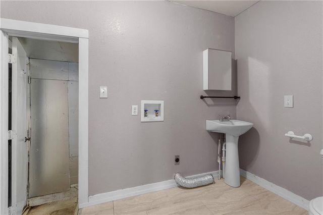 604 S Olive Street, Holden, MO 64040
