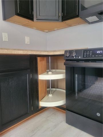 604 S Olive Street, Holden, MO 64040