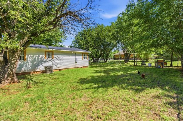 28724 N Adams Avenue, Blanchard, OK 73010