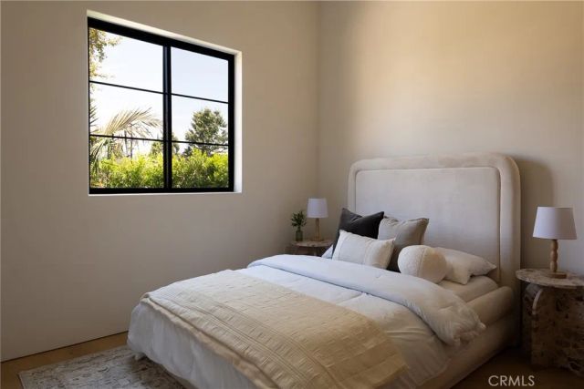 14800 Mccormick, Sherman Oaks, CA 91411
