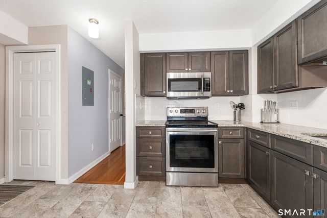 1414 Whitney Avenue D2, Hamden, CT 06517