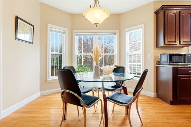 19 Crimson Dr, Shrewsbury, MA 01545