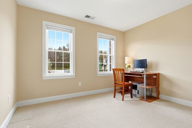 19 Crimson Dr, Shrewsbury, MA 01545
