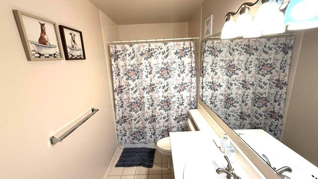 40 Essex Court C, Royal Palm Beach, FL 33411