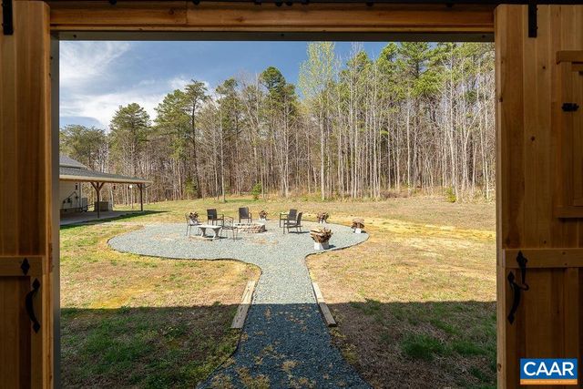 7246 THREE NOTCH RD, Louisa, VA 23093