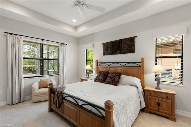 7347 Lantana CIR, Naples, FL 34119