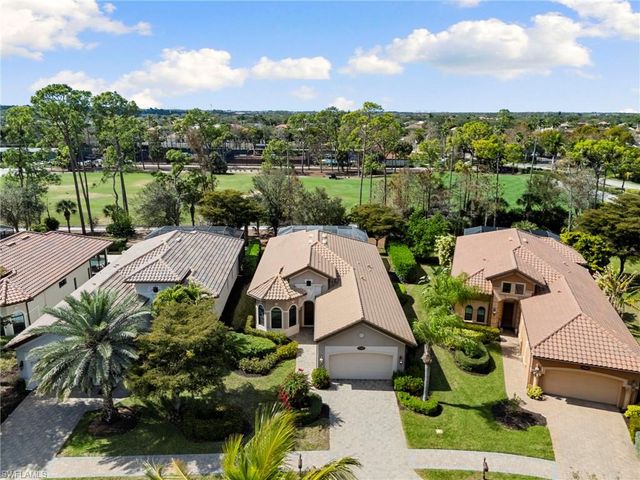 7347 Lantana CIR, Naples, FL 34119