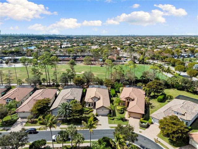 7347 Lantana CIR, Naples, FL 34119