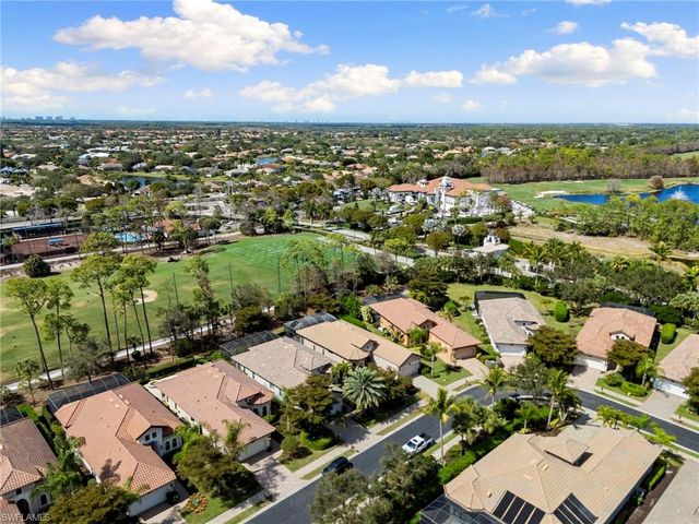 7347 Lantana CIR, Naples, FL 34119