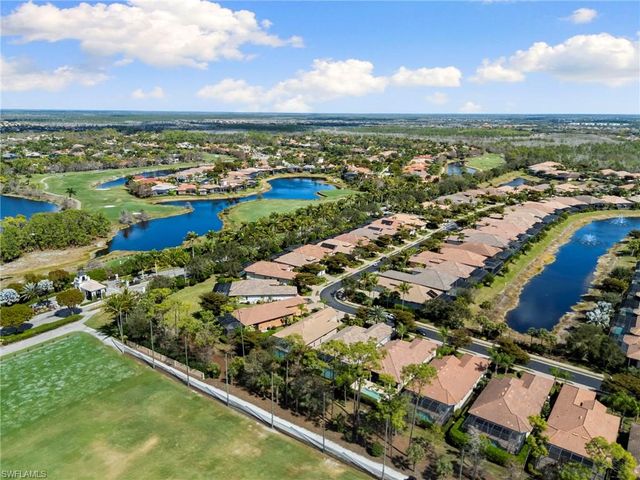 7347 Lantana CIR, Naples, FL 34119