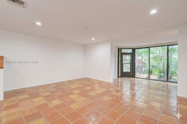 5375 10th Fairway Drive 2, Delray Beach, FL 33484