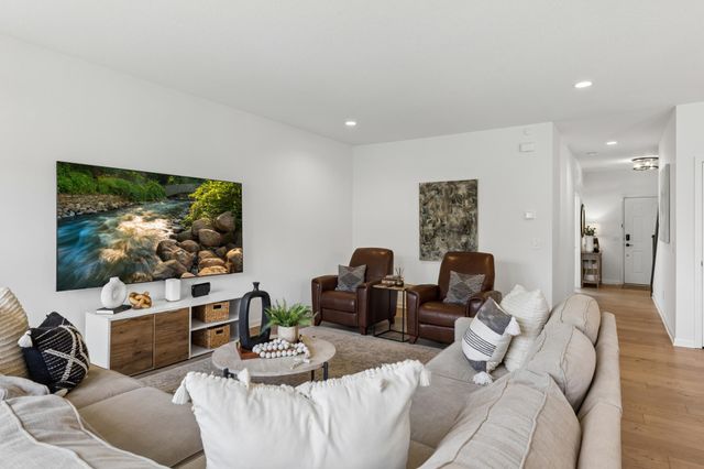 11760 Upper 31st Street N, Lake Elmo, MN 55042