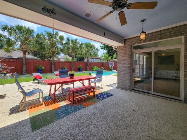 4401 Roseland Street, Houston, TX 77006