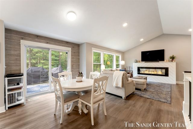 7285 Sue Marie Lane, Muskegon, MI 49442