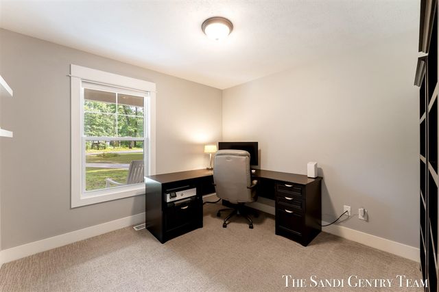 7285 Sue Marie Lane, Muskegon, MI 49442