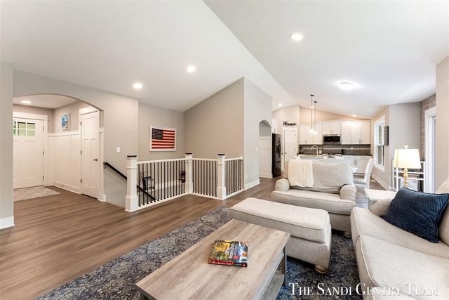 7285 Sue Marie Lane, Muskegon, MI 49442