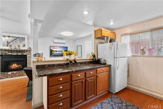 1869 Outer Hwy 2 S, Wrightwood, CA 92397