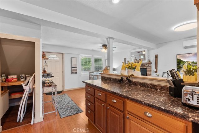 1869 Outer Hwy 2 S, Wrightwood, CA 92397