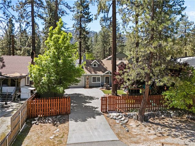 1869 Outer Hwy 2 S, Wrightwood, CA 92397