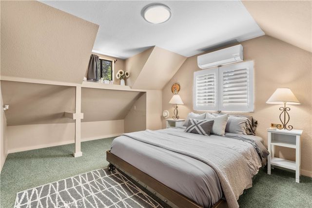 1869 Outer Hwy 2 S, Wrightwood, CA 92397