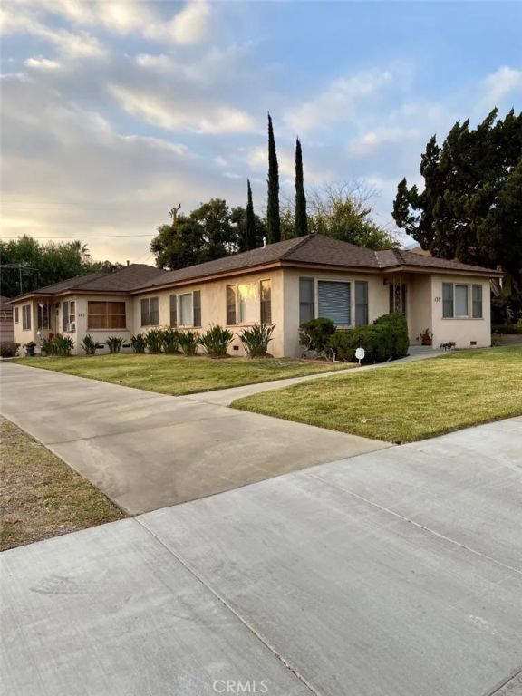 139 Acacia Avenue, Monrovia, CA 91016