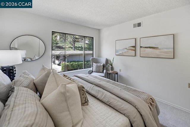 1316 Oakmont Dr 5, Walnut Creek, CA 94595