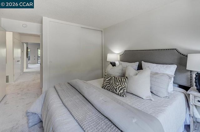 1316 Oakmont Dr 5, Walnut Creek, CA 94595