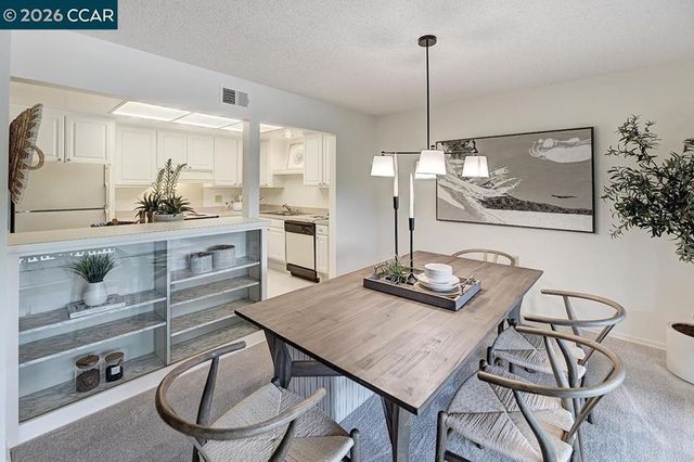 1316 Oakmont Dr 5, Walnut Creek, CA 94595