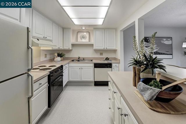 1316 Oakmont Dr 5, Walnut Creek, CA 94595