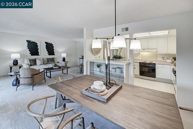 1316 Oakmont Dr 5, Walnut Creek, CA 94595