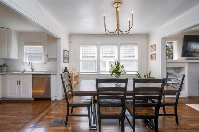 4809 Rainbow Boulevard, Westwood Hills, KS 66205