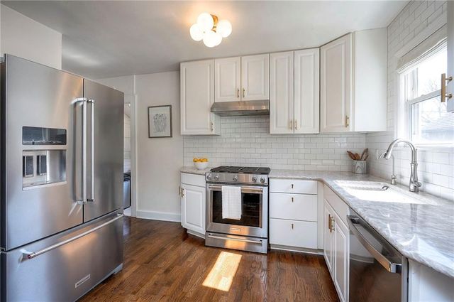 4809 Rainbow Boulevard, Westwood Hills, KS 66205