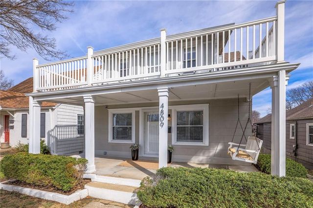 4809 Rainbow Boulevard, Westwood Hills, KS 66205