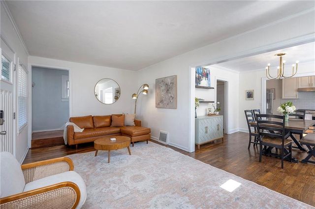 4809 Rainbow Boulevard, Westwood Hills, KS 66205