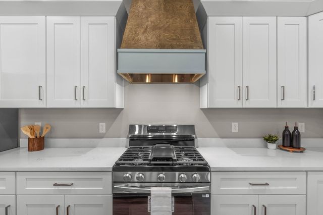 1426 Madelyn Wds Drive, Pensacola, FL 32506