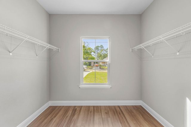 1426 Madelyn Wds Drive, Pensacola, FL 32506