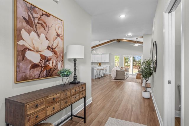 1426 Madelyn Wds Drive, Pensacola, FL 32506